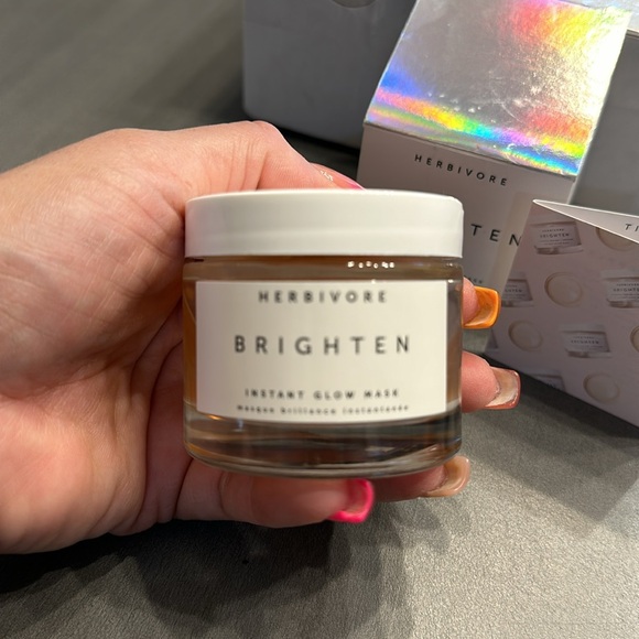 NEW - Herbivore Botanicals Brighten - Picture 3 of 4